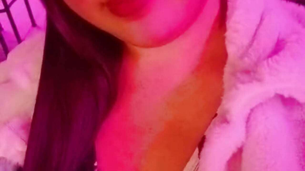 Danii 🎀⚡ - video by Danii-03 cam model