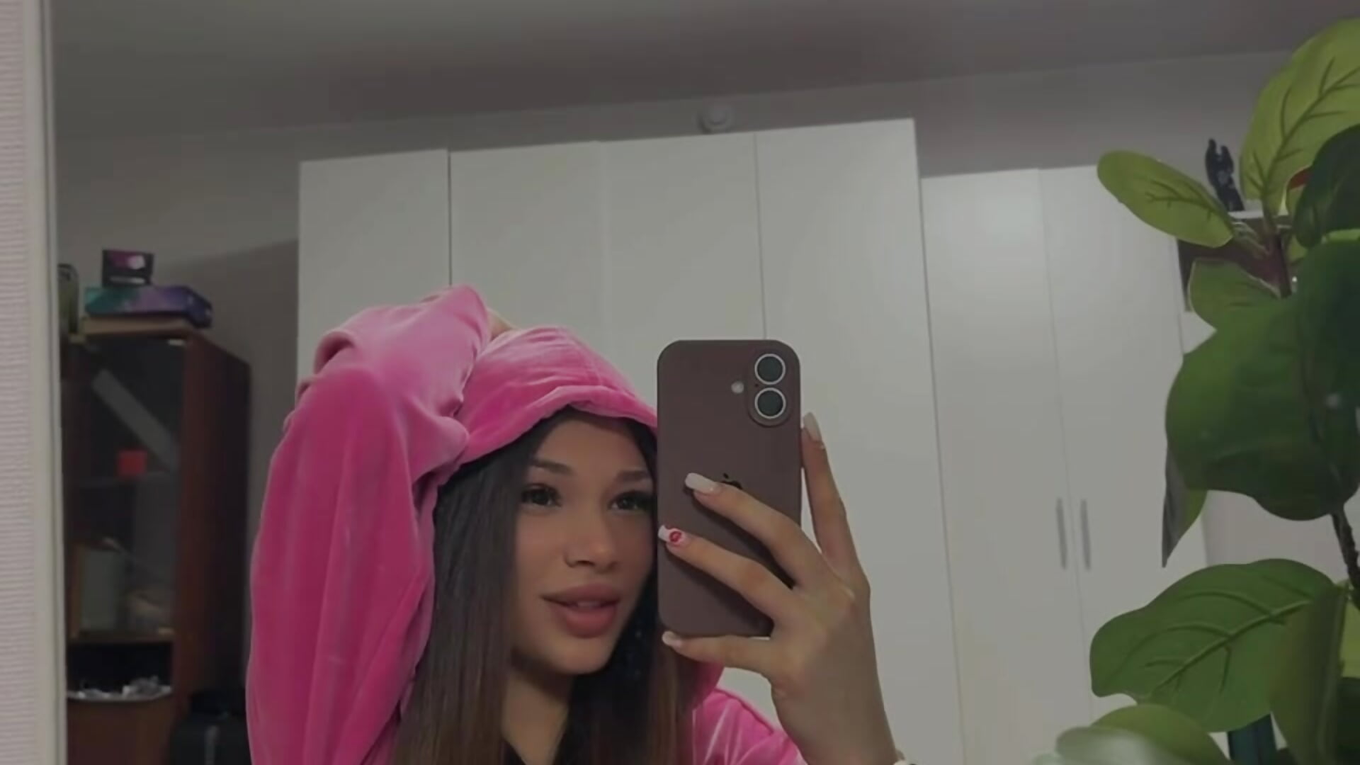 it me - video by RollingBabe cam model