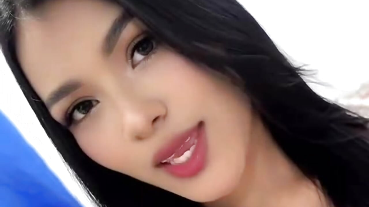 cute💕 – video od webkamerové modelky Mariana__spicy