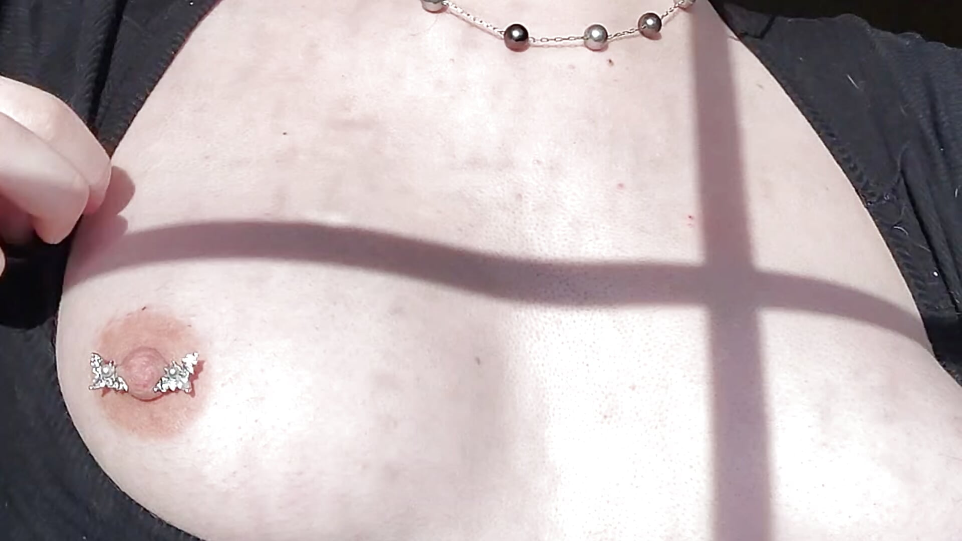 Sun Titties ☀️🍒 - Video von y2kpriestess Cam-Model