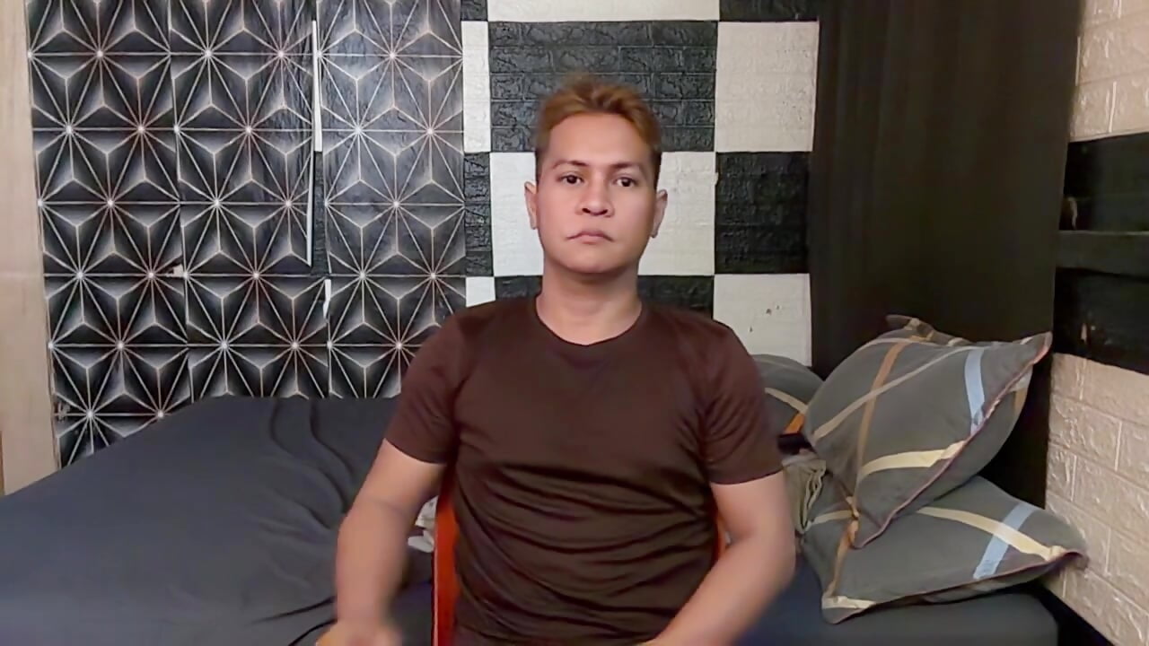 PhilFuckBOYY – Aktuellstes Video des Cam-Models 2368