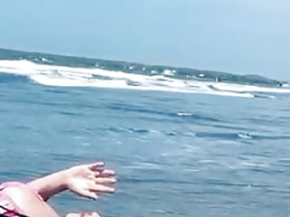 🌊 - video van areviklusine1 cam-model