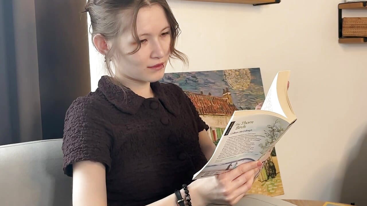 ilovebooks – video modela na kameri EstellaZion