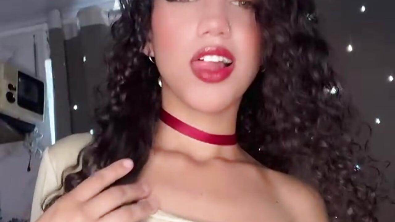 Heyy 😍🍆 – video modela na kameri valentinaa_07