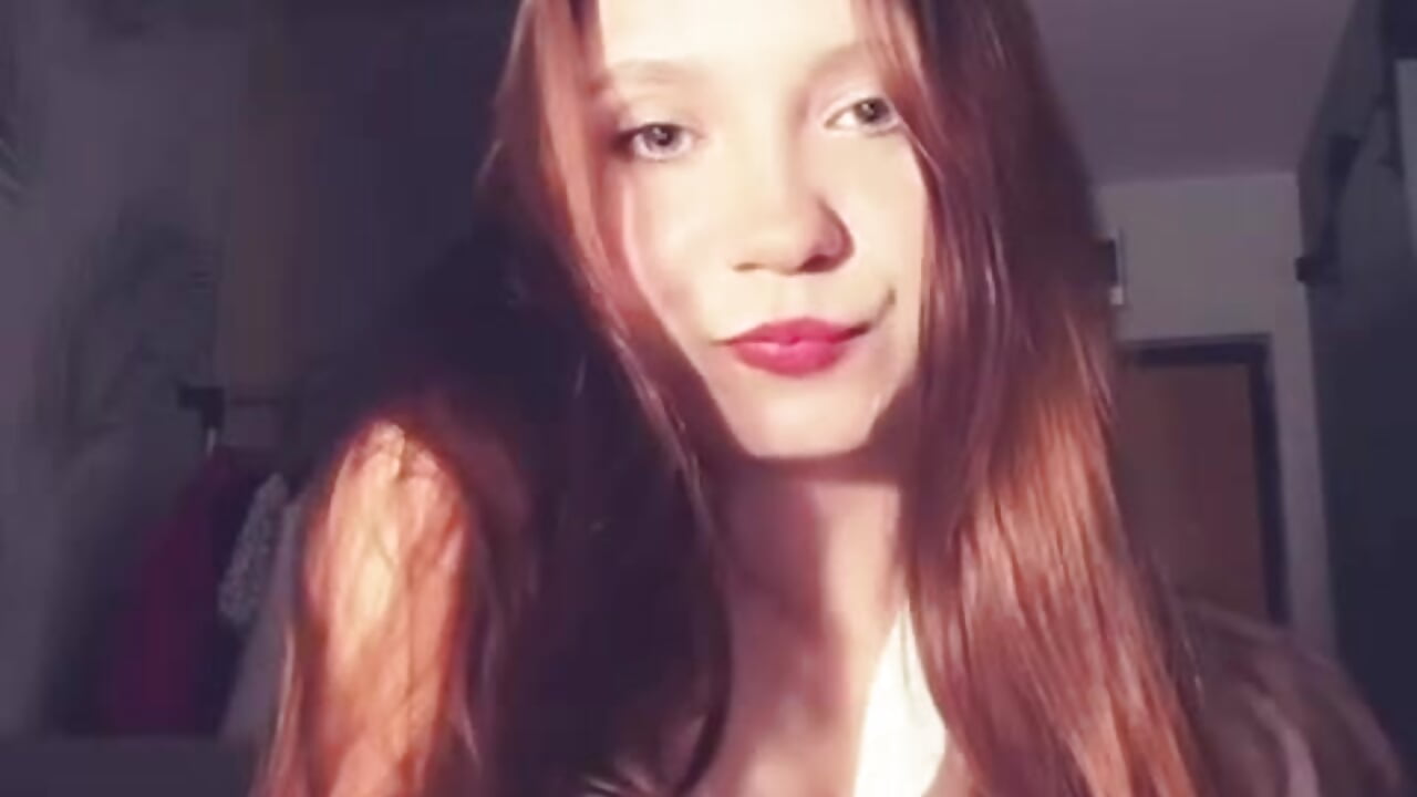 me for you👀💜 - video di AlisPrices modella di cam