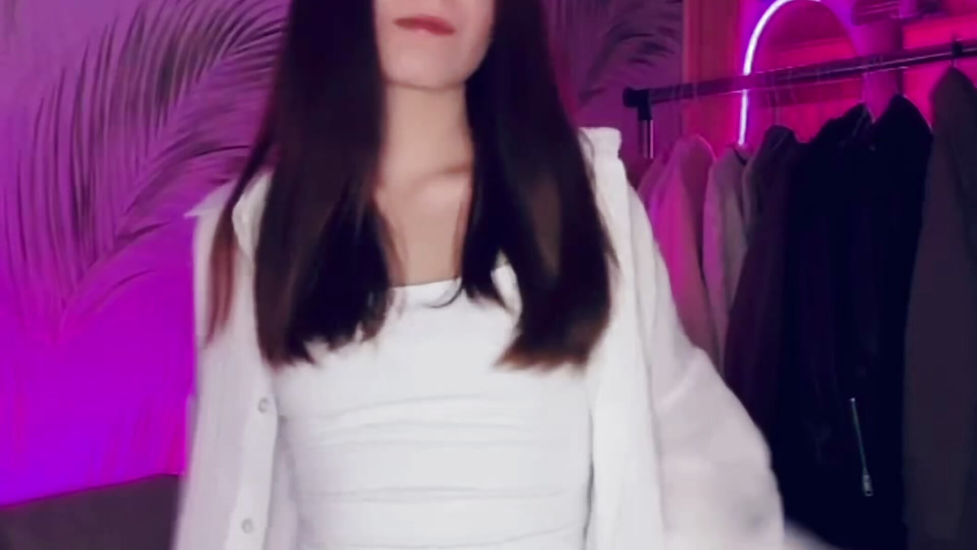 my angel outfit - video di AlisPrices modella di cam