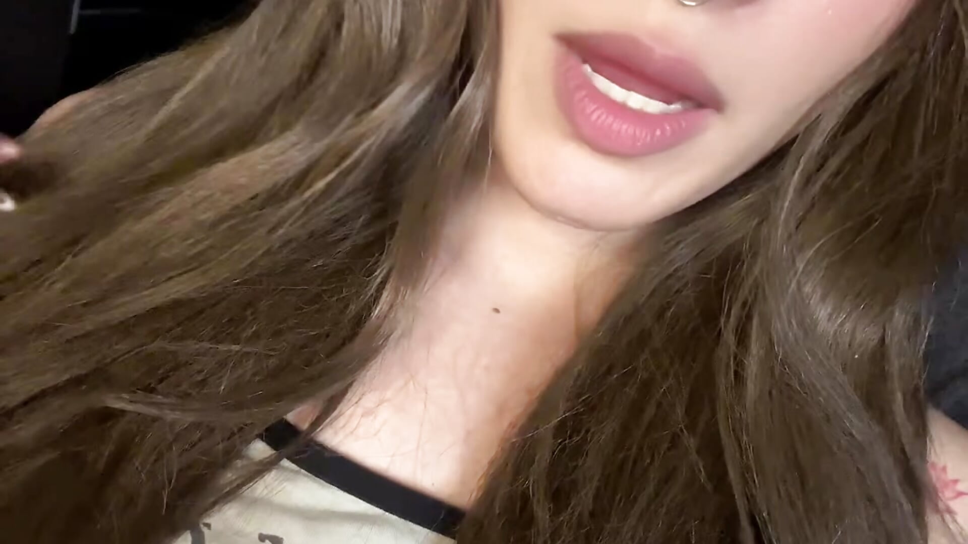 Lottus_fire – popularni video modela na kameri 4738