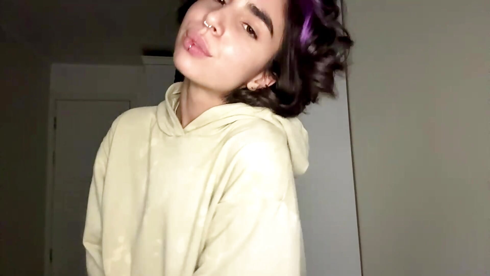 ❤️ Dancing Into The Night ❤️ - video by JessiaRuezga cam model
