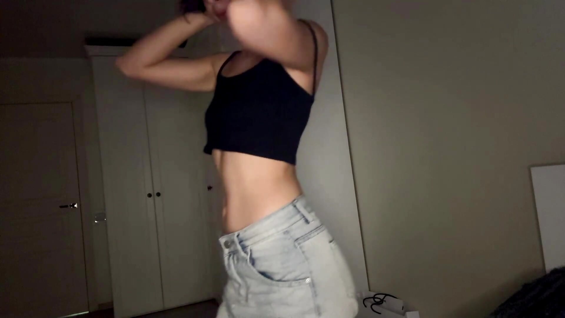 love dancing vibes - JessiaRuezga adlı kamera modelinin videosu