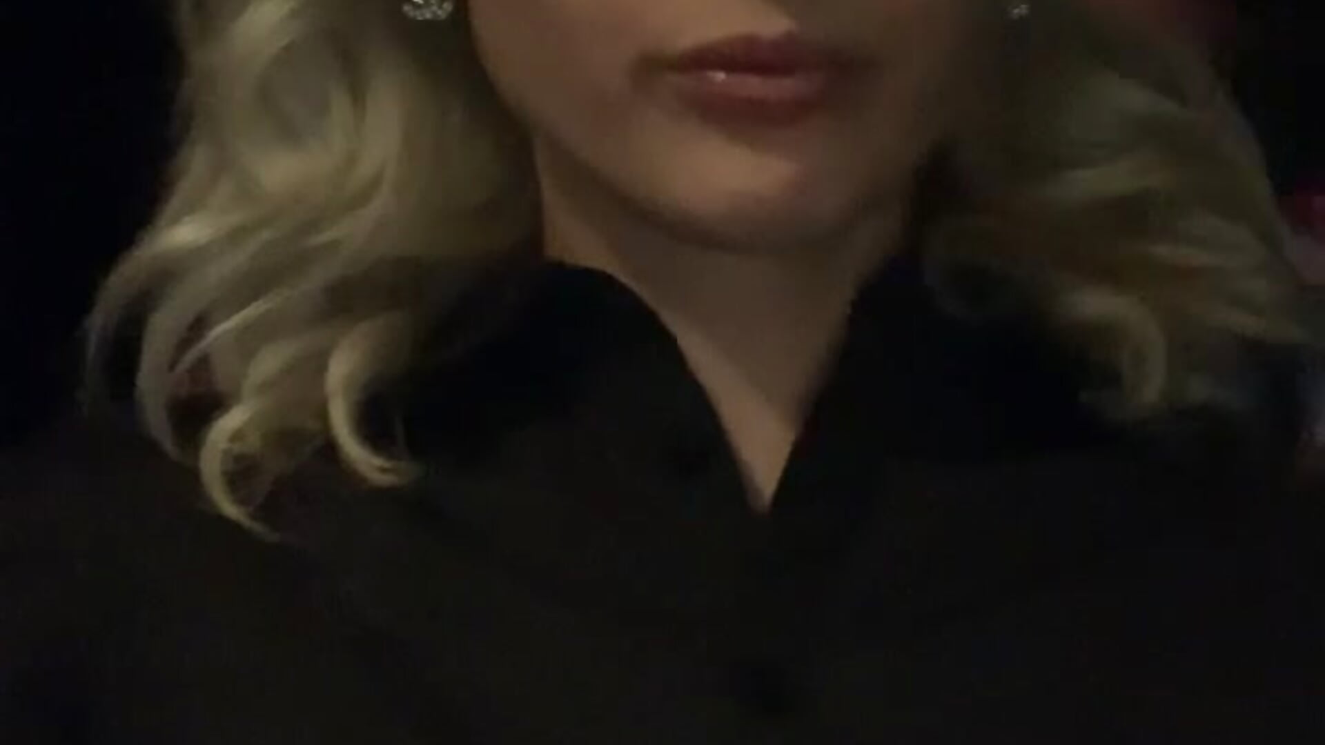 Quiet luxury 💎 - vidéo du modèle de showcams ElsaSnowxox