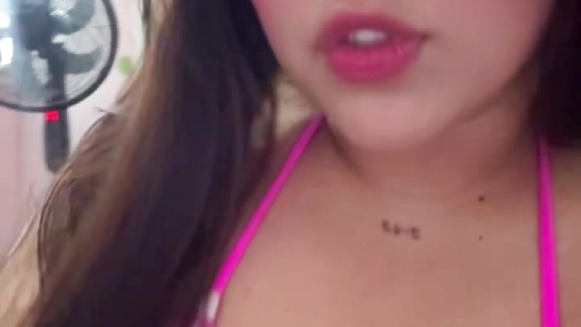 Kitten😻 - clip cu Kendra_yul model videochat