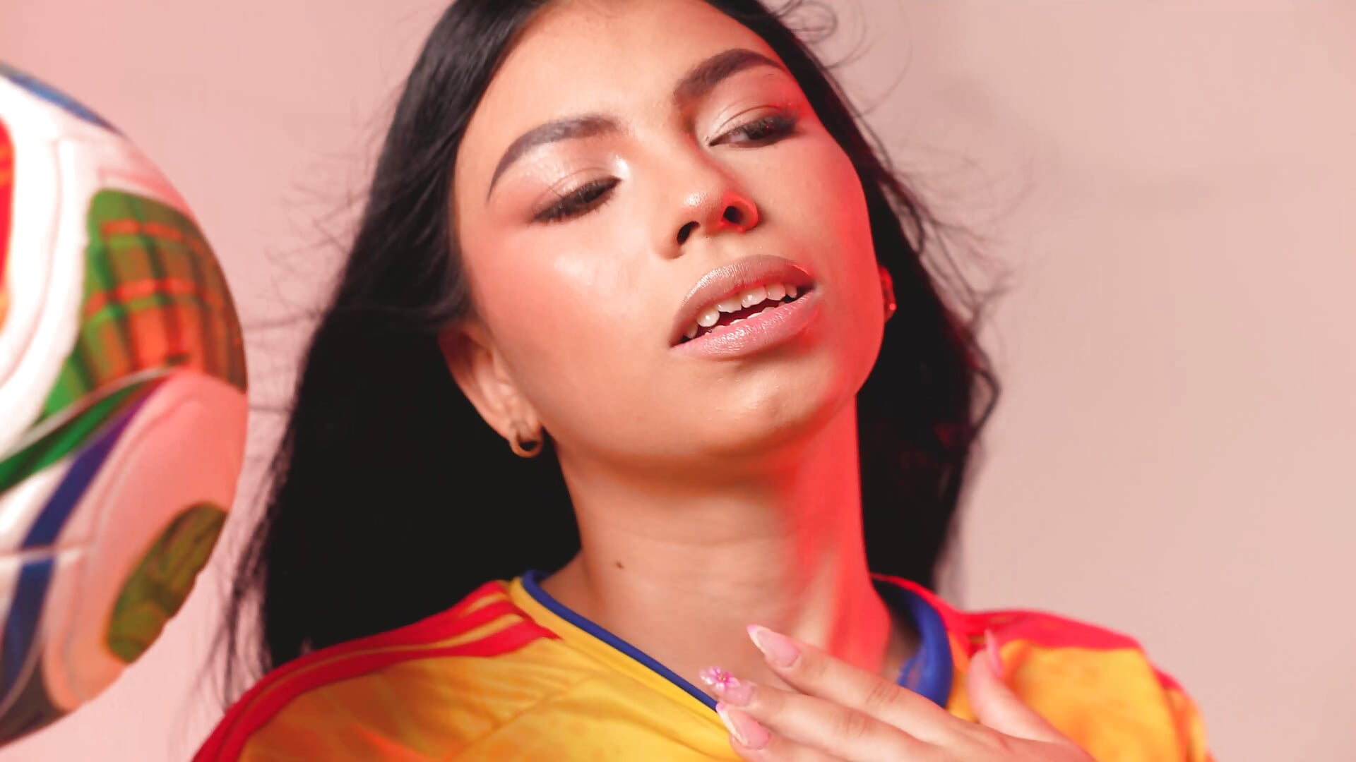 I LOVE SOCCER — filmik MaiaLopez, modela(-lki) na kamerkach