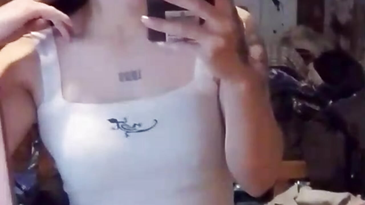WELCOME DADDY 🥰😘 - video by Nicky_Dragon cam model