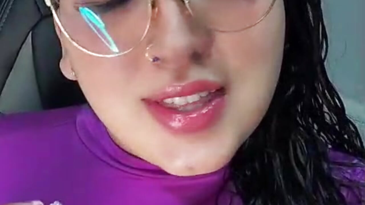 WhatsApp Video 2026-05-14 at 6,25,59 PM – video modela na kameri Candy_Curvyy