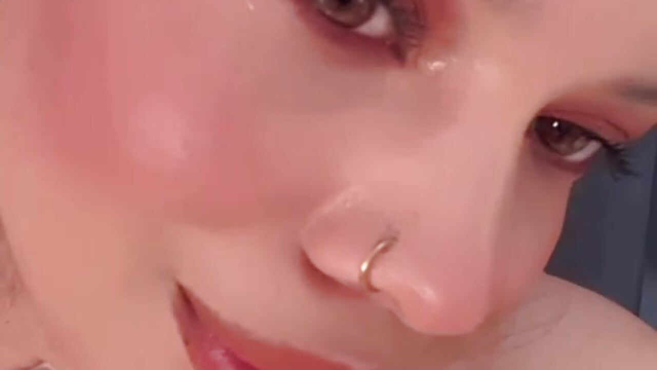 A horny woman! 🔥 - video oleh JulietaPascal