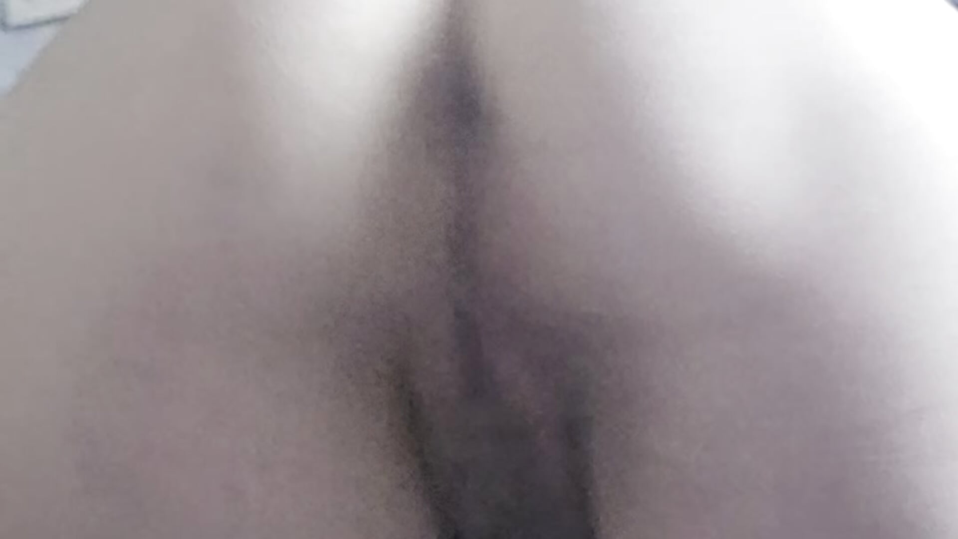 Booty and boob shake