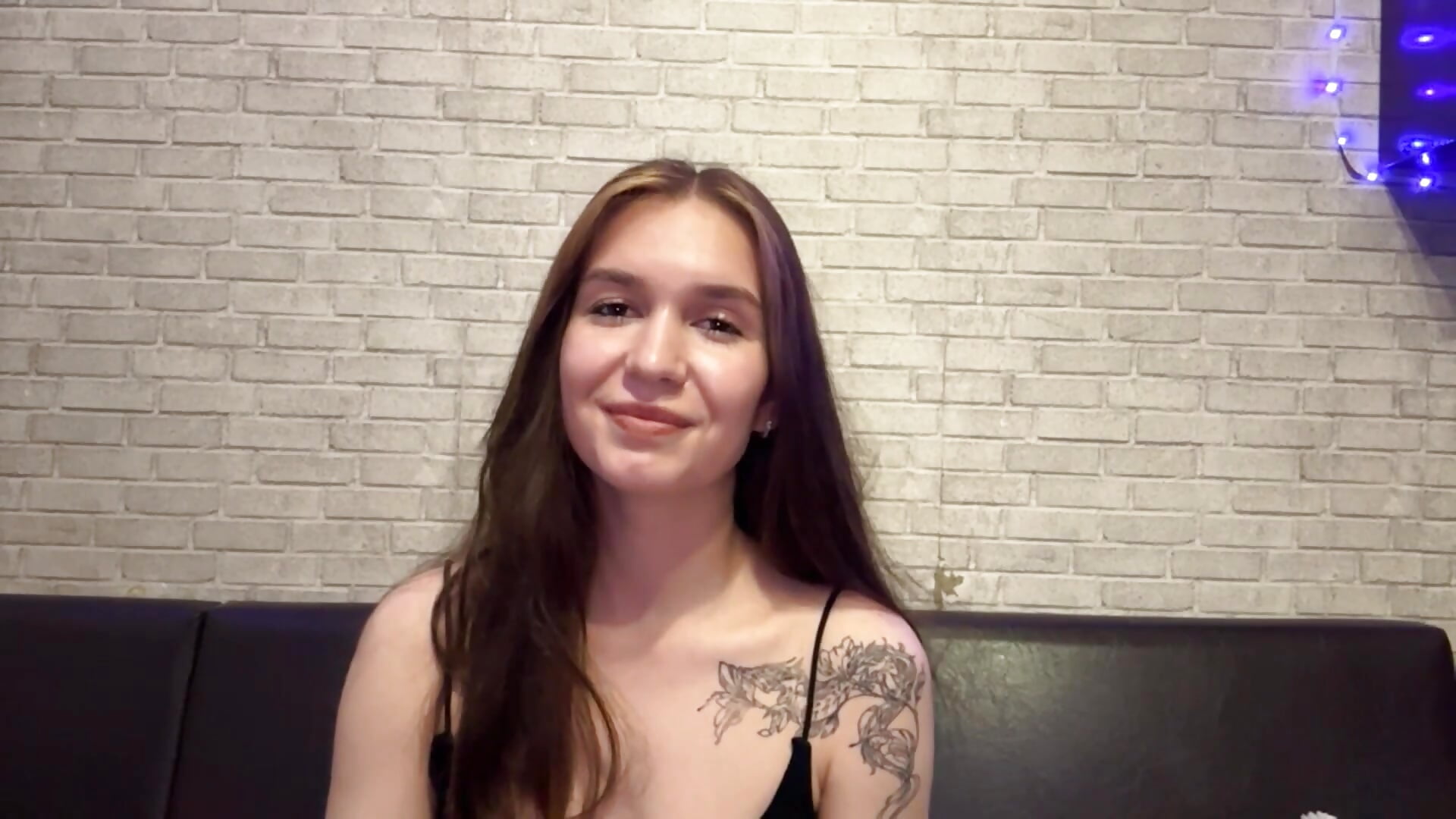 Alma_de_Cali - vídeo de la modelo de cam Vitacute