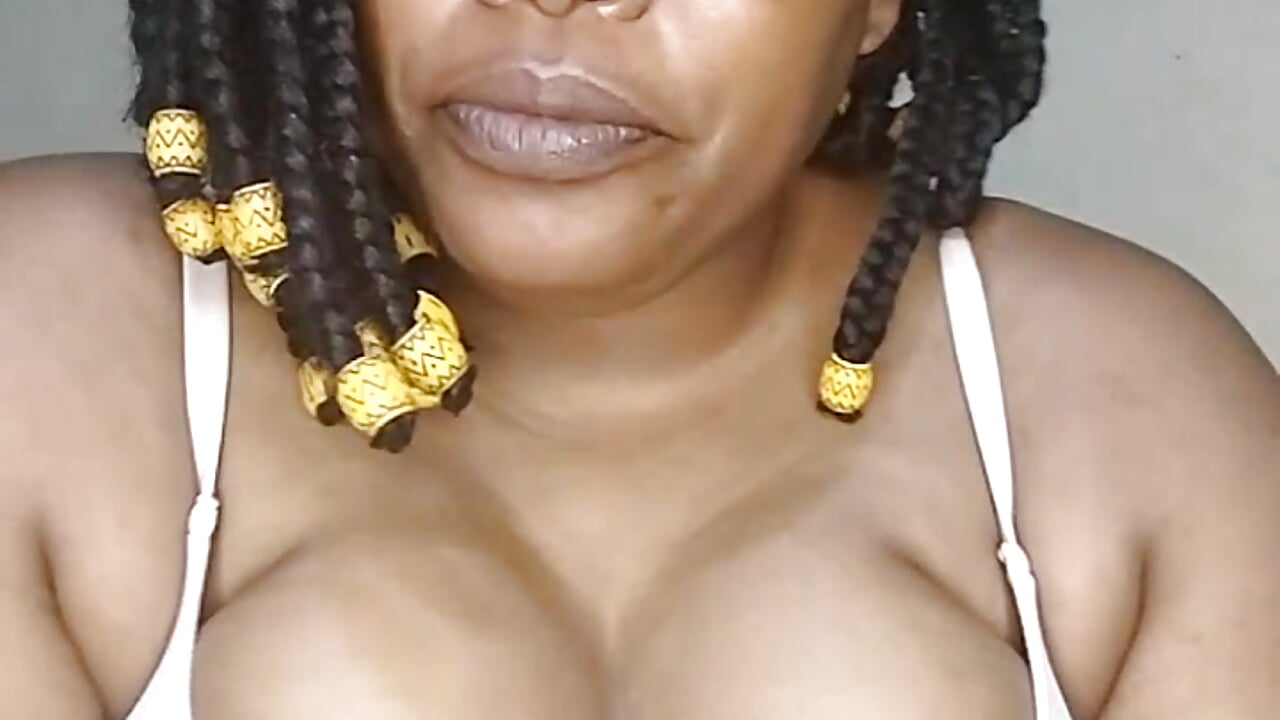Sexy boobs 😍 😋