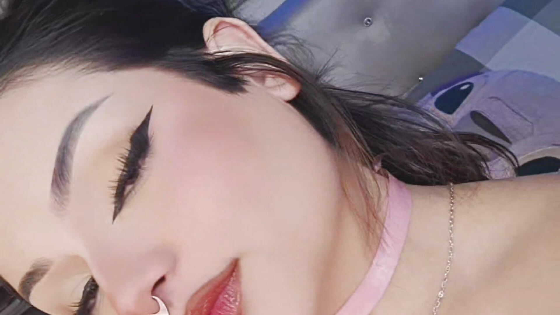 Feeling cute🤭 – видео вебкам-модели Honniewhitee_