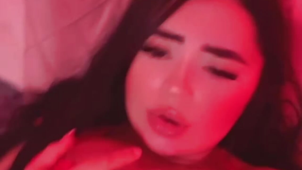 Bounce My Tits For You 🍒🫦 - video by ValeriaCarter cam model