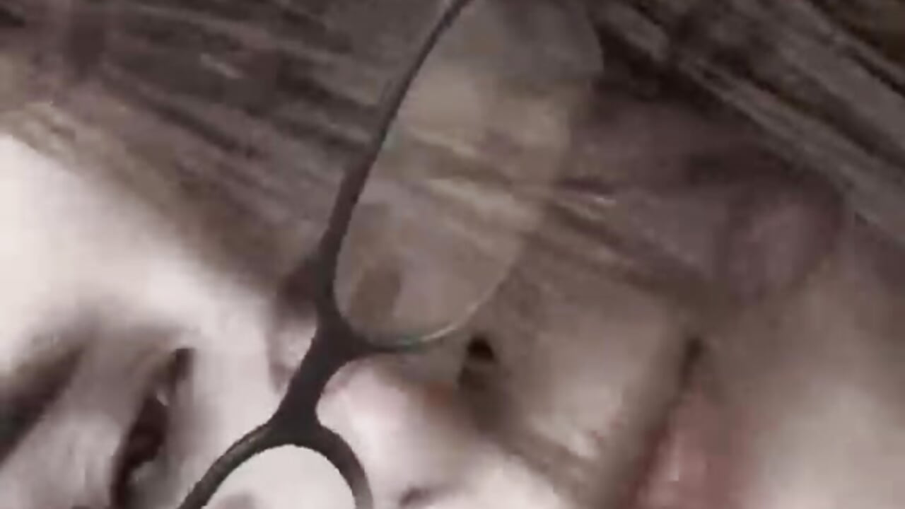 Delicious - video oleh model kamera AliceCruzz