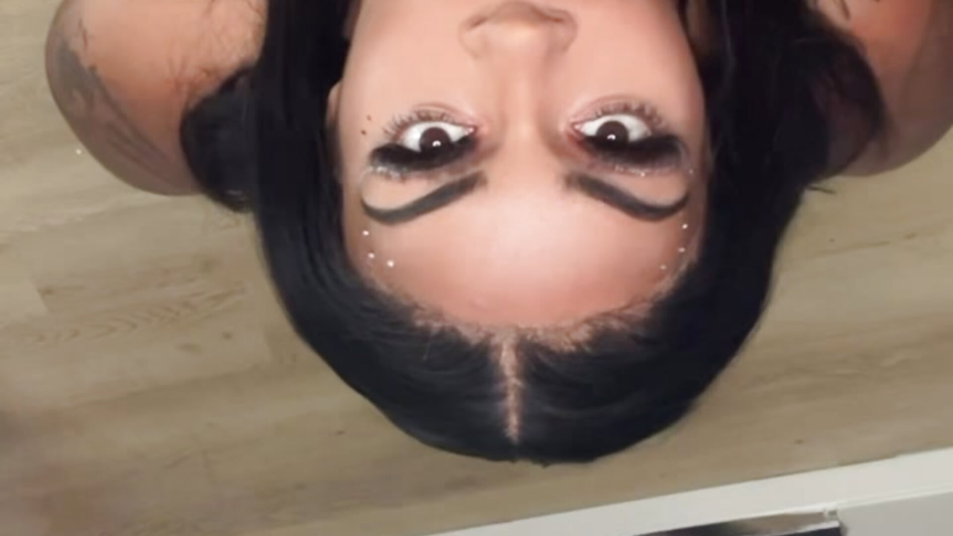 😘🥰 - vidéo du modèle de showcams cleovsbree