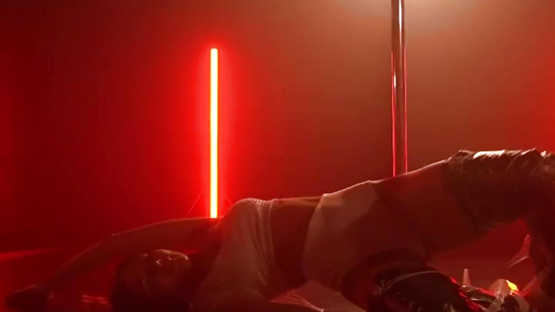 Shadows on the Pole 👠 - video di Trophy_x_W1fe modella di cam