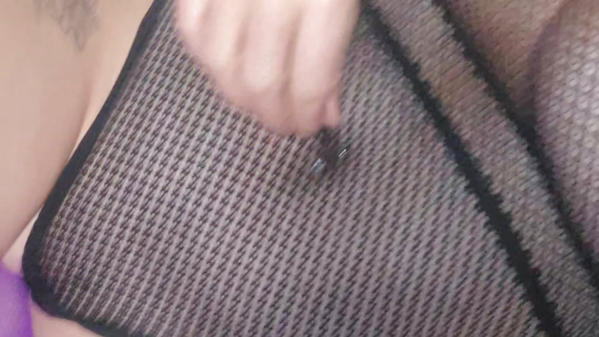 Naval piercing - video by LexaBone cam model
