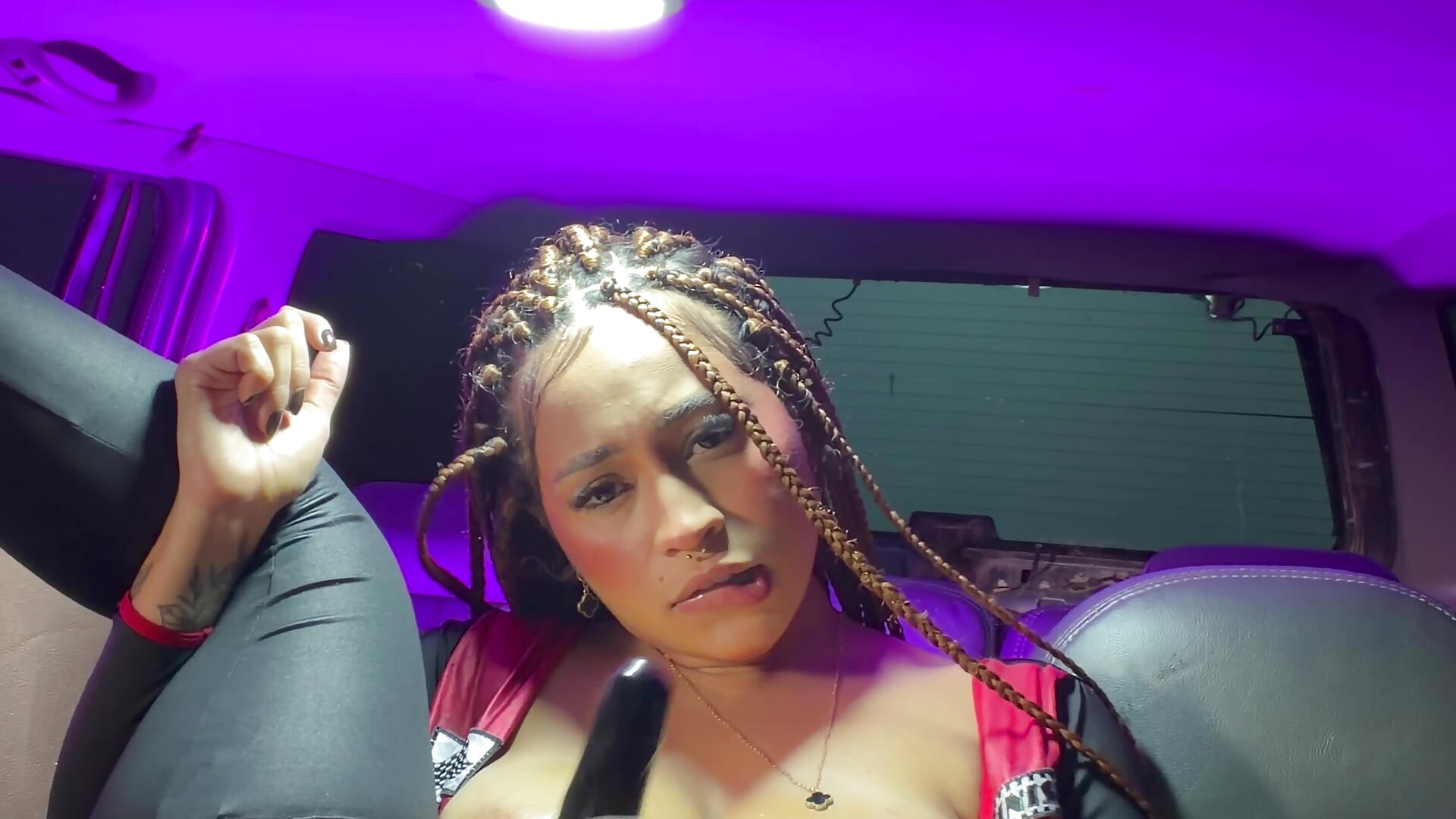 Masturbating in the car w domi 🚘🫦🥵