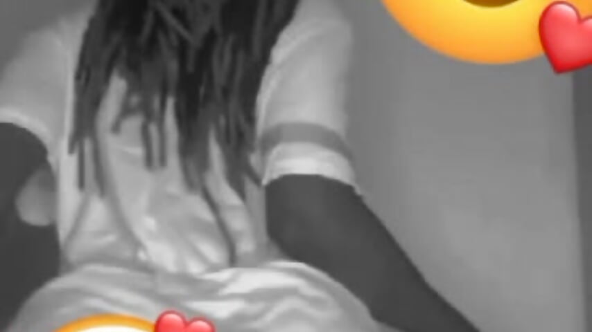 Shaking it 🍑😜 – video modela na kameri sexxy_apple