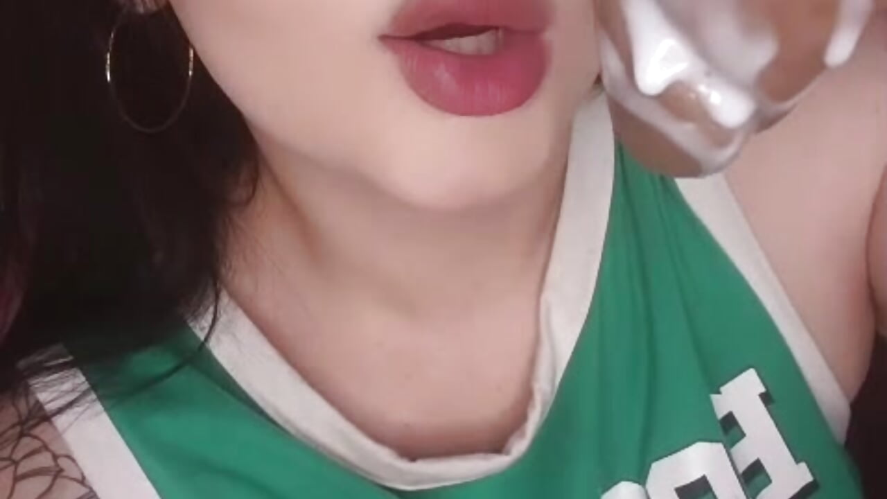 I love your milk and BBC...🤎💥💦 - video by vanesapalacios cam model