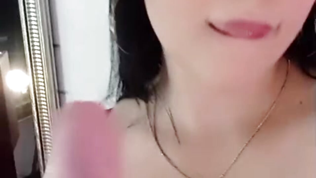 Blowjobs your dick delicious💦 - video by vanesapalacios cam model