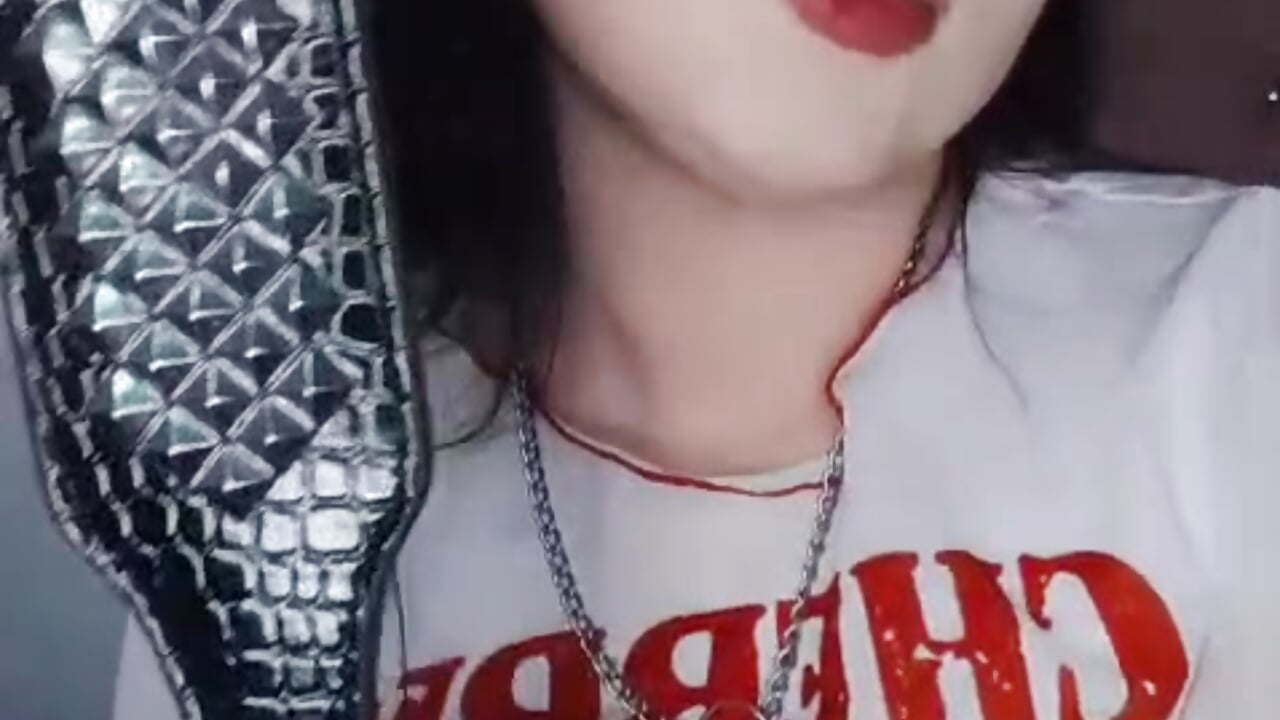 Quiero que me sometas...💋😏 - video by vanesapalacios cam model