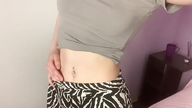ℙ𝕚𝕣𝕔𝕚𝕟𝕘 - vídeo de la modelo de cam New_Web_Girl