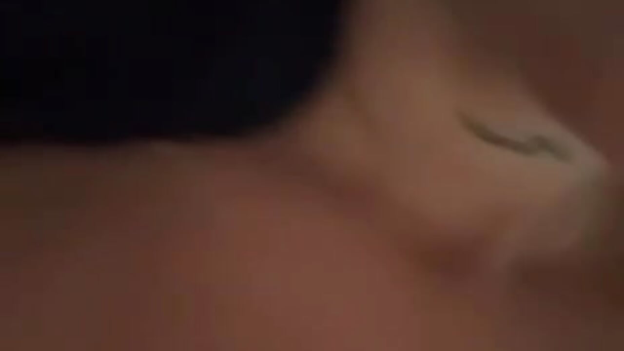 Replace my dildo so I can grind my ass on you like this😏
