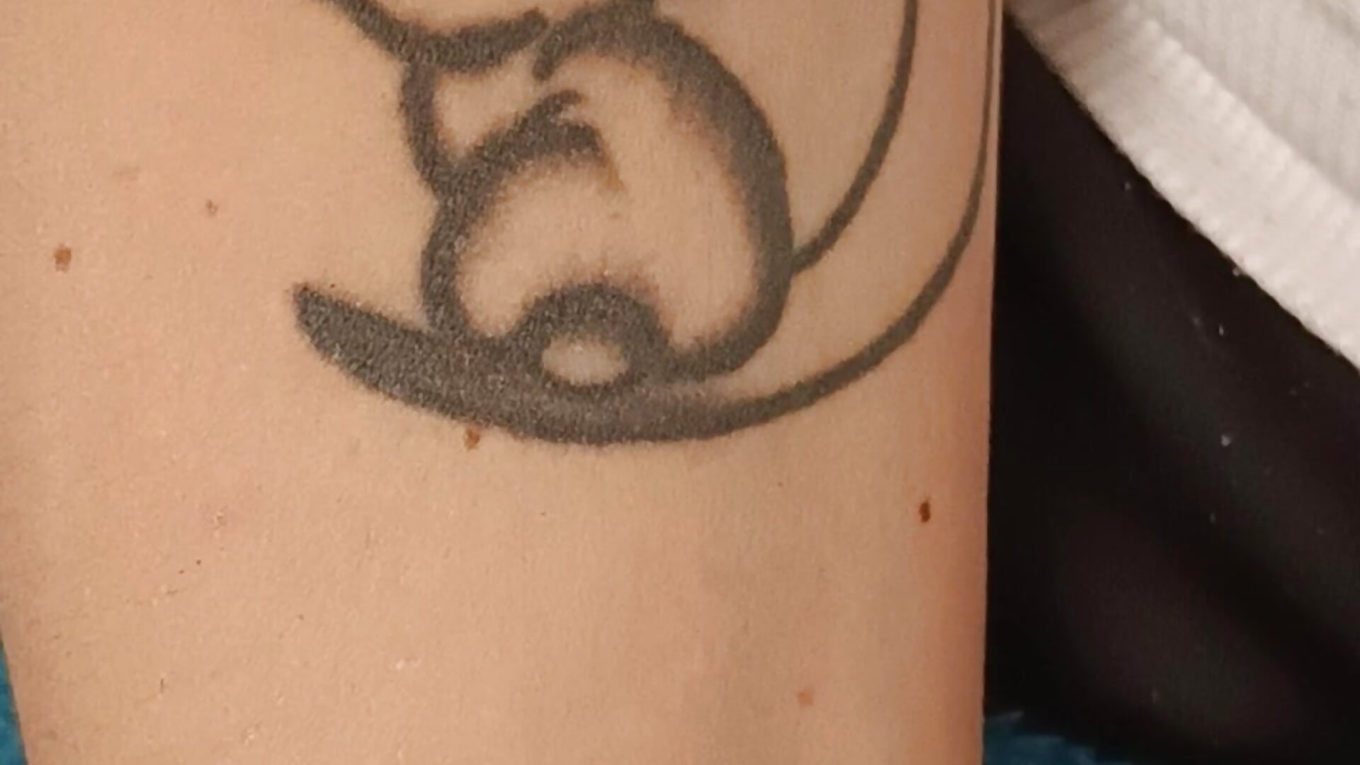 1000356826