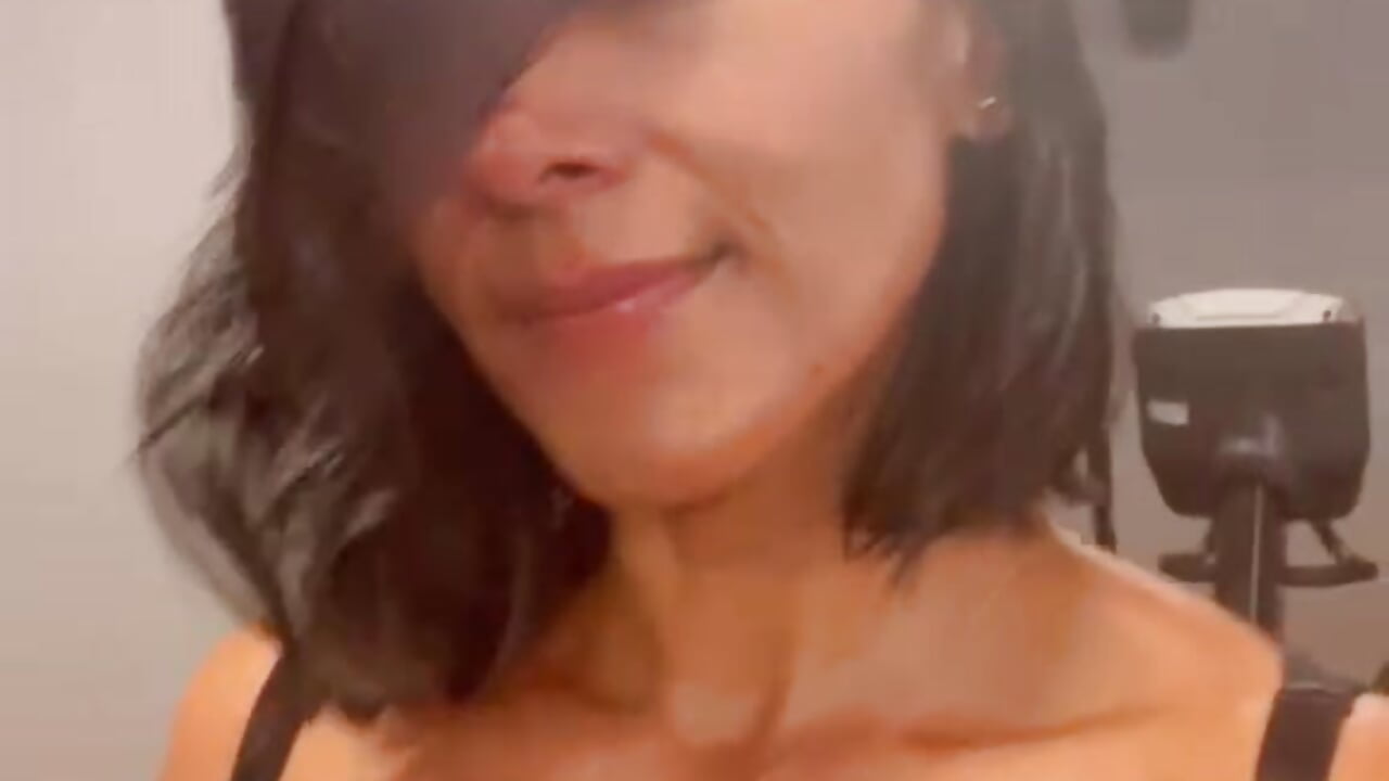 Working out my big ass for you 😘😍🍑 - video Helena_rosee kameramallilta