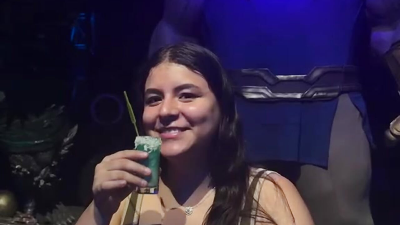 Let's toast together 🔥 - video by EngelStonee cam model