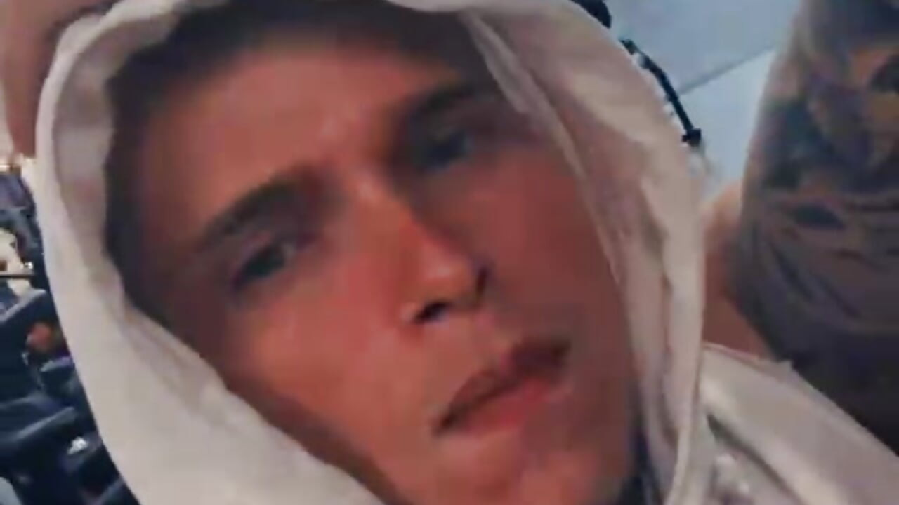 🤭