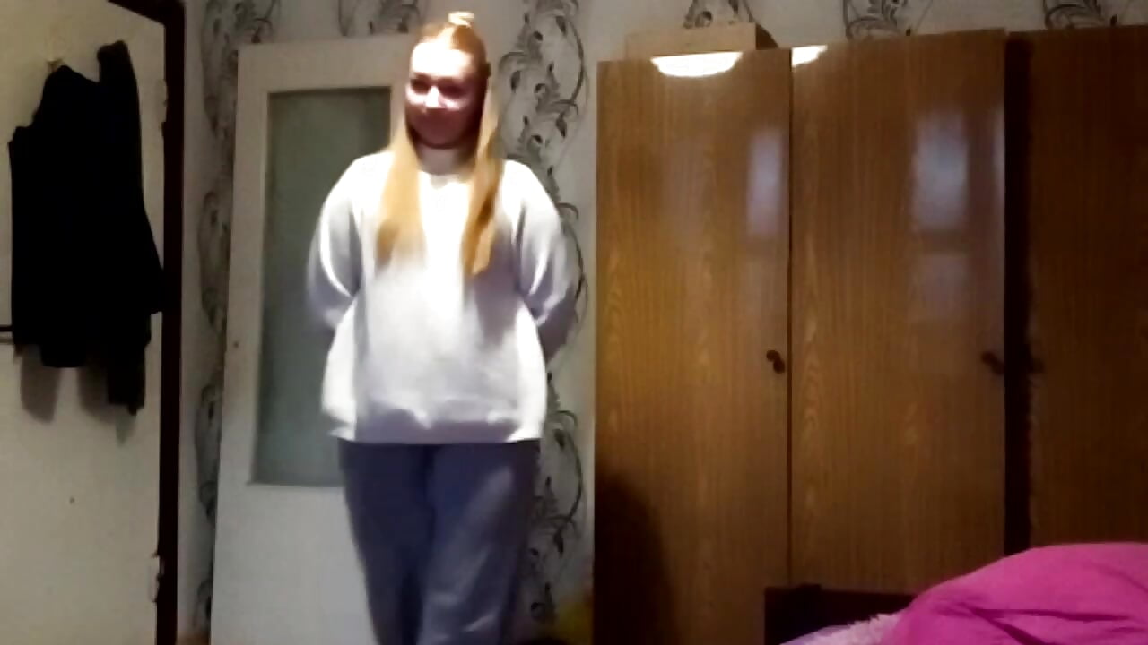 2 - clip cu RaeannRoewe model videochat