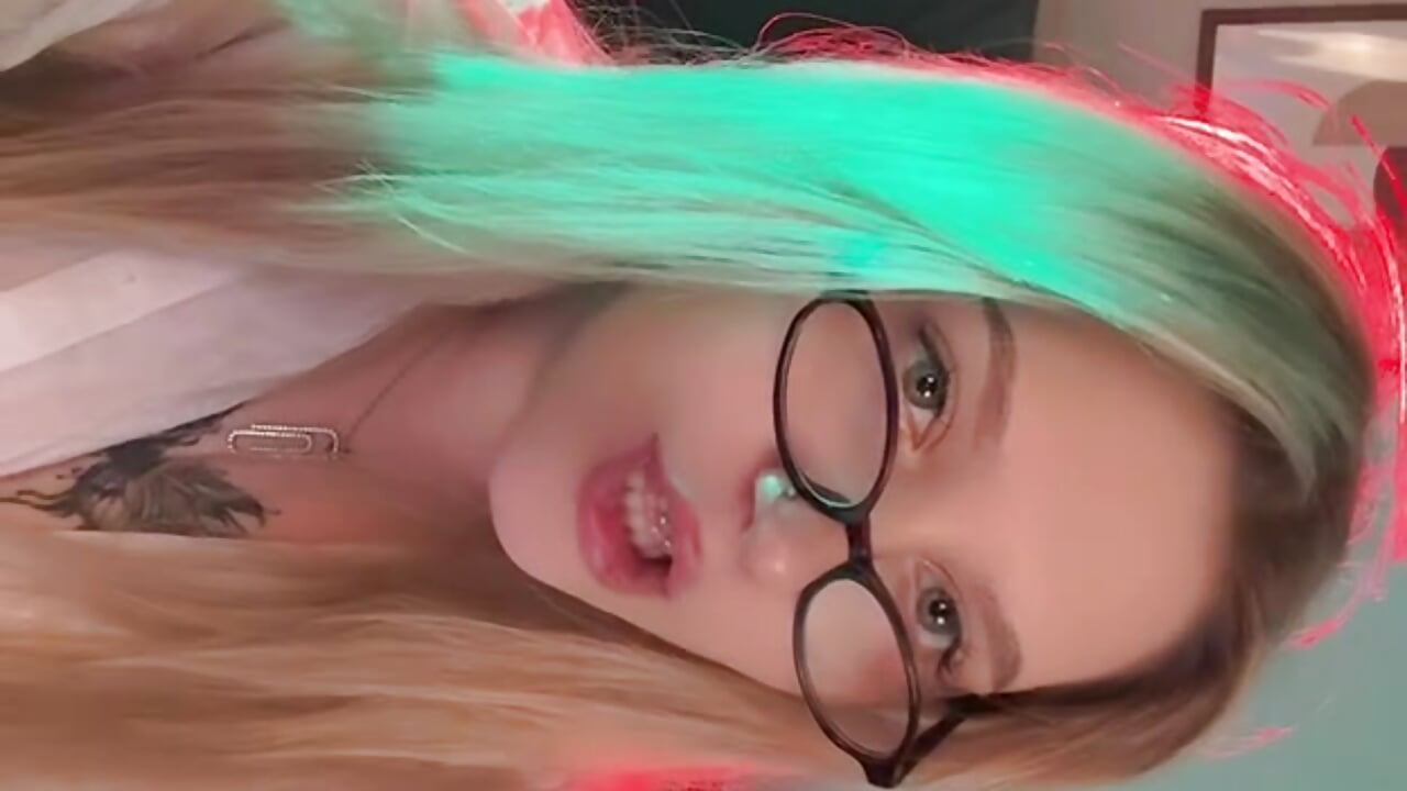 ^^ - video van velourrra cam-model