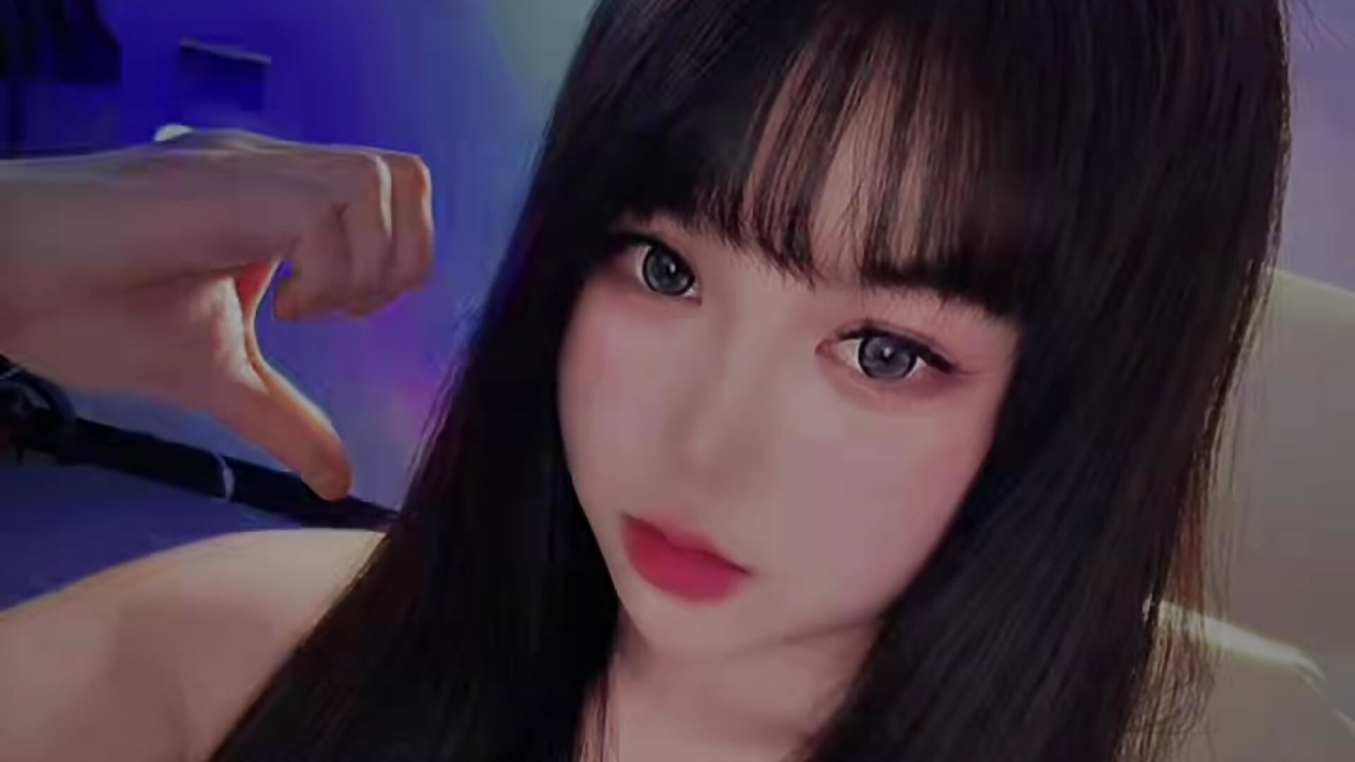 哥哥，我能成为你的爱播吗？ - video oleh model kamera saiman8