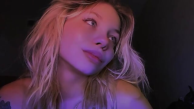 Naked at home 😊– Lia_be_mine kameramodell videója
