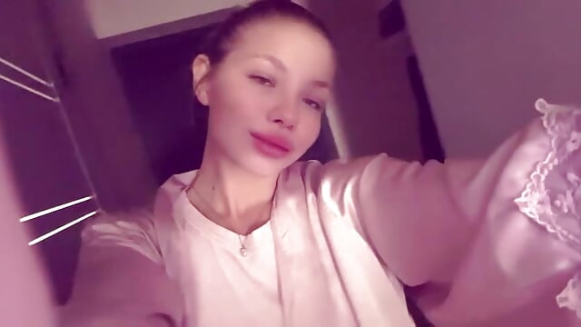 i love wearing silk 😈– Lia_be_mine kameramodell videója