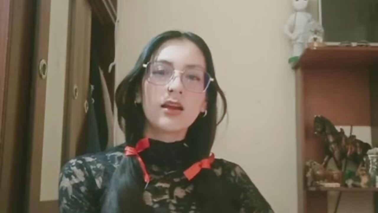 my sexy ass🍑🎵🎶 - video by Lucy_Doll85 cam model