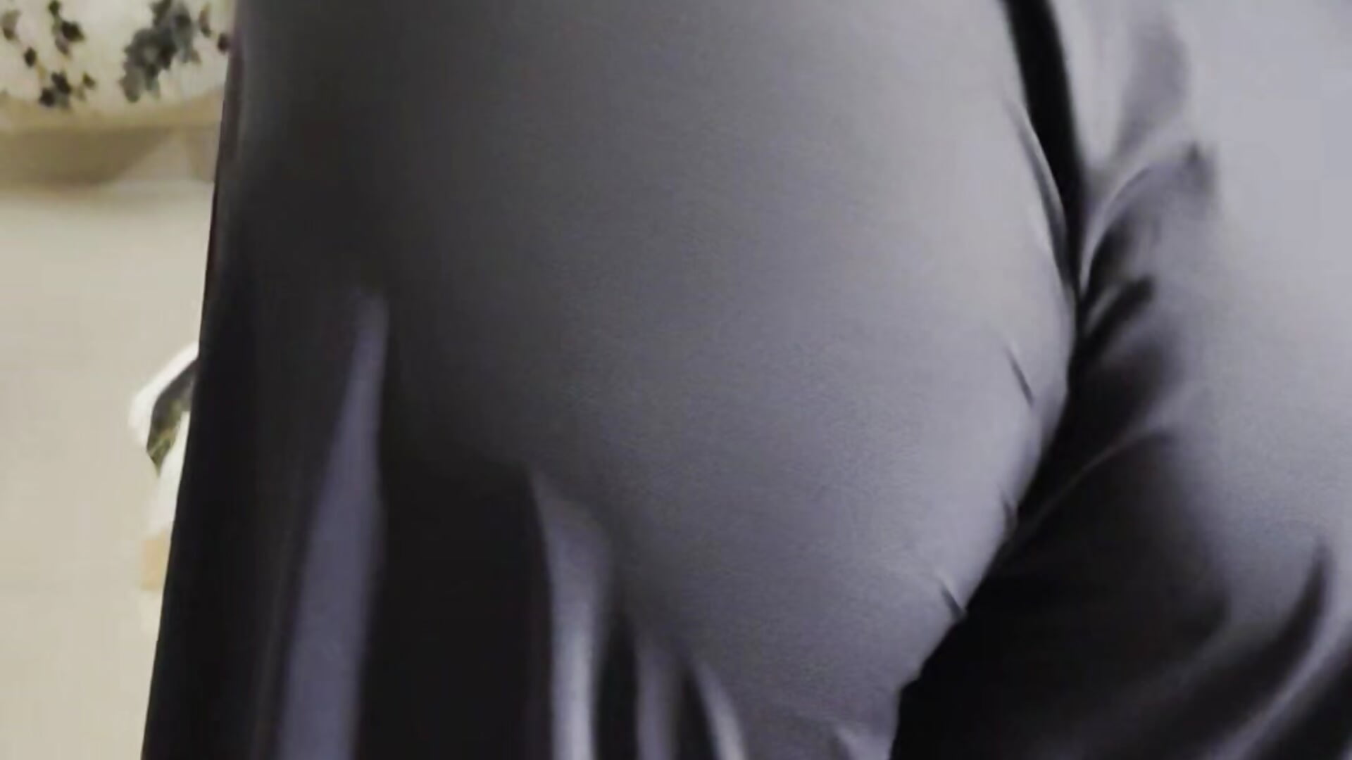 Her Ass 🍑 — filmik Foryoudarlingx, modela(-lki) na kamerkach