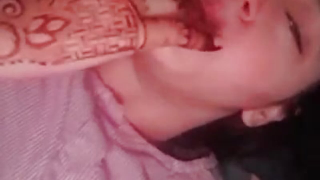 61792-1 - clip cu SexySiyaSingh model videochat