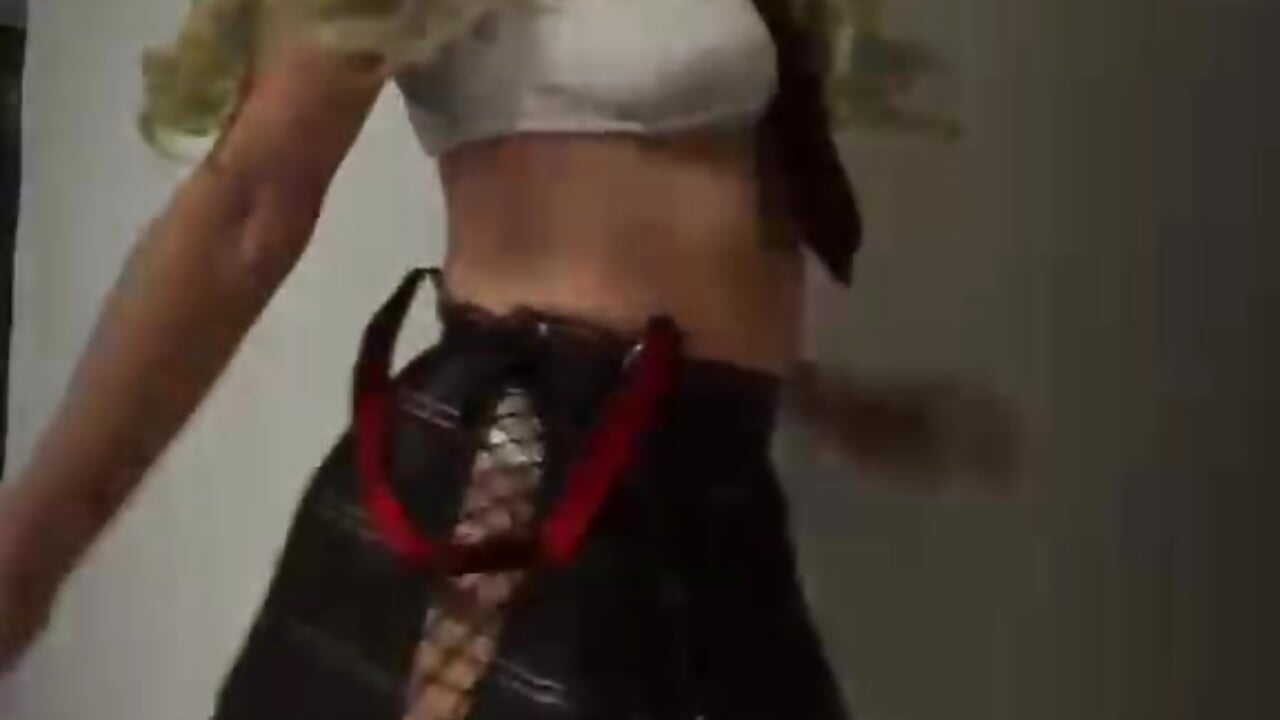 you like babe ? - video by Summerstraight_ cam model