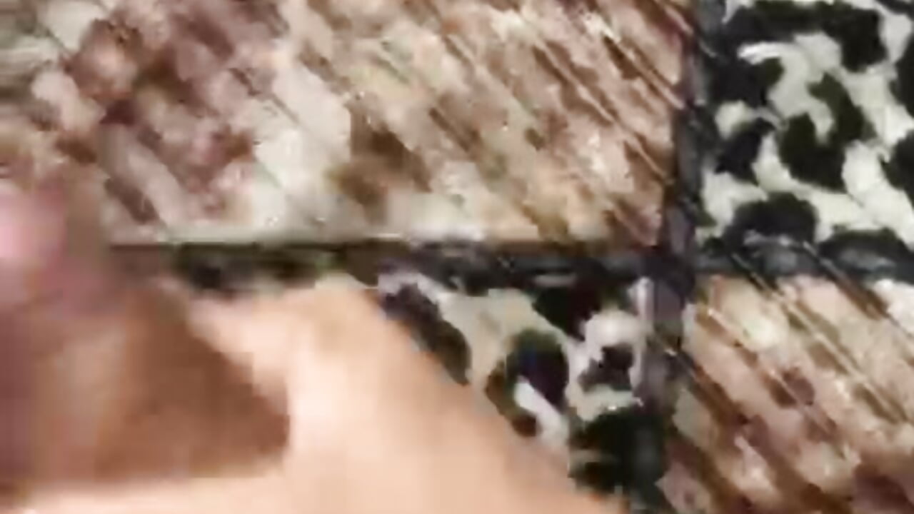 Me masturbo un poco para ti - video by RagnarSmokeX cam model