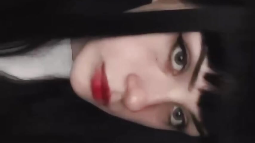 :) – video modela na kameri meowli_cute
